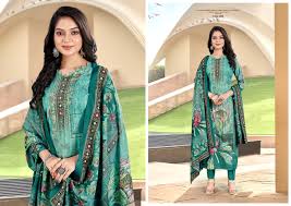 Gorgeous Desinger Three Piece